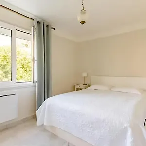villa-echaugette.fr-provencehotel.com/